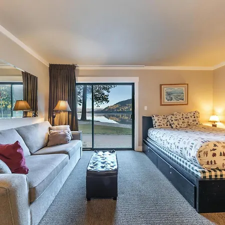 Quaint Studio W/Lake View #146 At Donner Lake Village